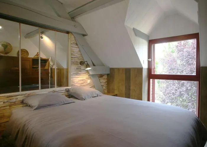 Le Clos Bener Alojamento de Acomodação e Pequeno-almoço Yvré-lʼÉvêque